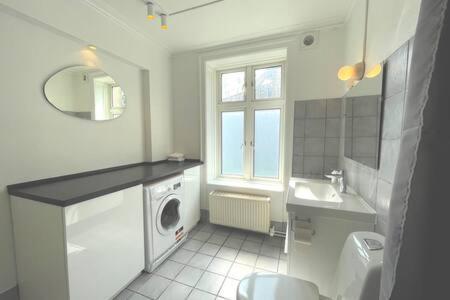 2 Bedroom Apartment In Trendy Area Copenhague Exterior foto